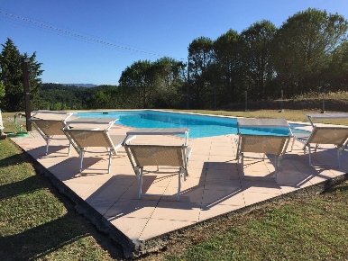 Foto Casale a Peccioli Centro di 230 m² con 9 locali in vendita