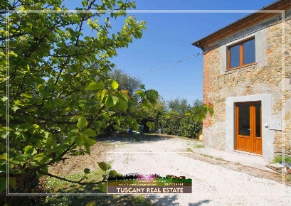Foto Casale a Vinci Centro di 60 m² con 3 locali in vendita