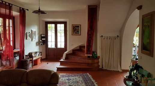 Foto Casale a Massarosa Piano di Conca di 250 m² con 7 locali in vendita