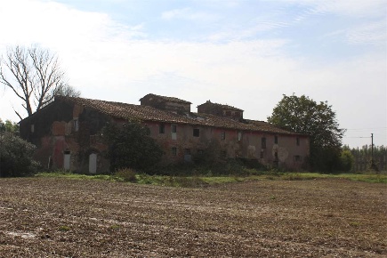 Foto Casale a Santa Maria a Monte di 1000 m² in vendita