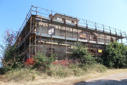 Foto Casale a Castelfiorentino di 3500 m² con 10 locali in vendita