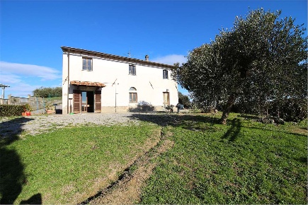 Foto Casale a Montopoli in Val d'Arno Marti di 140 m² con 4 locali