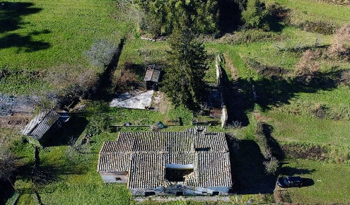 Foto Casale a Buti Cascine La Croce di 340 m² con 9 locali in vendita