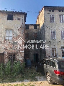 Foto Casale a Lucca Sant'Angelo di 70 m² con 4 locali in vendita