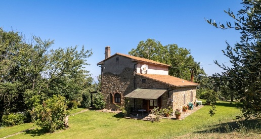 Foto Casale in Via Case Sparse 141, Scansano di 150 m² con 7 locali