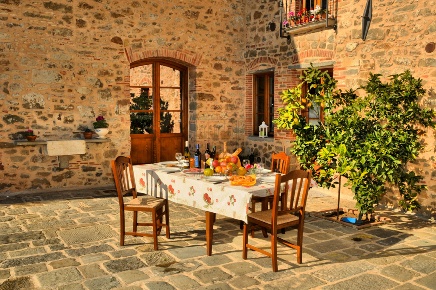 Foto Casale in Strada Senza Nome 5, Pescia Castelli, Pescia Nord di 250 m²