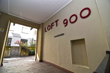 Foto Loft in VIA CRESCENTINO  25, Settimo Torinese di 140 m² con 4 locali