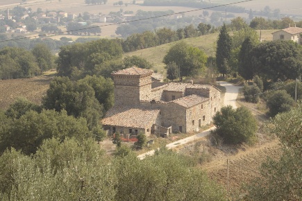 Foto Casale a Todi di 500 m² con 20 locali in vendita
