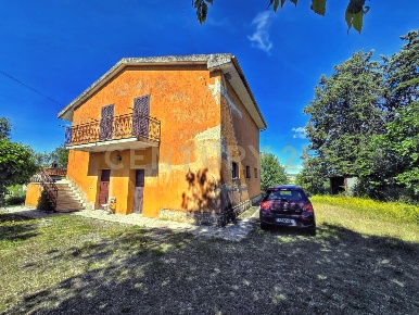 Foto Casale in Strada Provinciale Aquilaia, Scansano di 140 m² con 7 locali