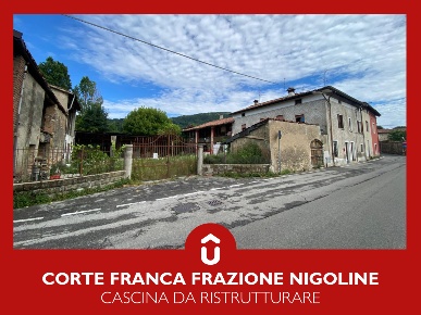 Foto Casale in Via Crocefisso 14C, Corte Franca Nigoline Bonomelli