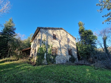 Foto Casale in Strada di Spiccalonto, Amelia di 280 m² con 6 locali