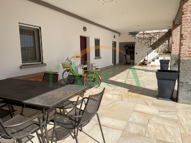 Foto Casale in Via Cagino, Cologne di 570 m² con 7 locali in vendita