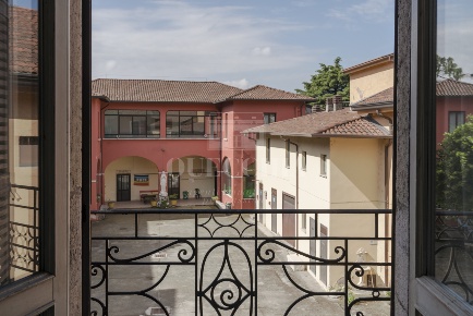 Foto Casale in Via Giovanni Battista Scalabrini, Rezzato di 1263 m²
