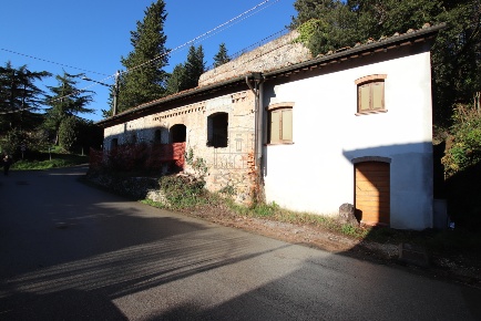 Foto Casale a Lucca Santa Maria del Giudice di 200 m² con 8 locali