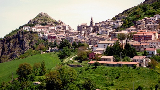 Foto Casale in località difesa pietracupa, San Fele di 150 m² con 9 locali