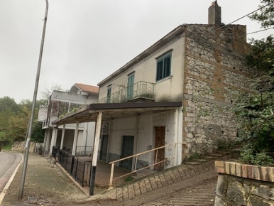 Foto Casale a Altino di 220 m² con 6 locali in vendita