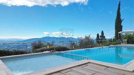 Foto Casale in Via Pieve di Brancoli 1586, Lucca Brancoleria di 200 m²