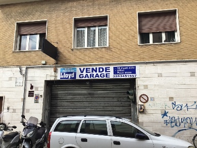 Foto Corte a Livorno Cisternone di 450 m² con 8 locali in vendita
