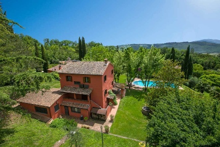 Foto Casale in Vocabolo Petralata, Giove di 400 m² con 15 locali in vendita