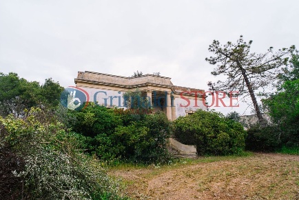 Foto Casale in Via Messapia 8, Monteroni di Lecce di 500 m² con 16 locali