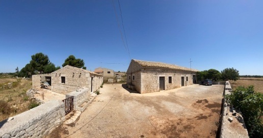 Foto Casale in Via Zappulla-Santa Maria, Modica San Filippo di 420 m²