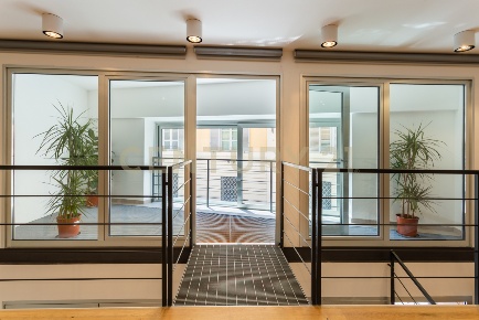 Foto Loft in Via dell'Olmata 30, Roma Colle Oppio di 90 m² con 2 locali