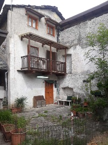 Foto Casale in Borgata Coldimosso 42, Susa di 120 m² con 5 locali
