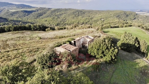 Foto Casale in Strada Vicinale Piè di Gamboi, Chianni di 945 m² in vendita