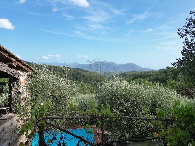 Foto Casale in Via per Chiatri 734, Lucca Maggiano - San Macario di 200 m²