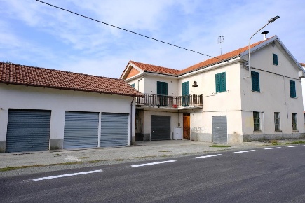 Foto Casale a Ponzone Cimaferle di 282 m² con 6 locali in vendita
