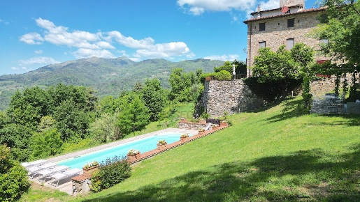 Foto Casale in Via della Pieve Santo Stefano 7165, Lucca di 500 m²