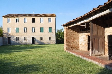 Foto Casale in Via Fonda Quarta 120/C, Lucca Sant'Alessio - Carignano