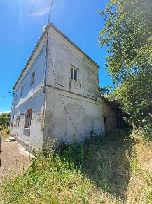 Foto Casale in STRADA P. MEDIANA 51, Fossacesia di 161 m² con 8 locali