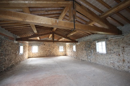 Foto Casale in Via del Cimitero di Vicopelago, Lucca di 260 m² in vendita