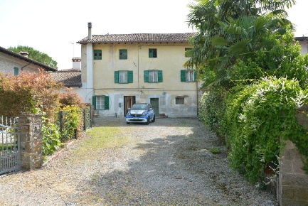 Foto Casale in VIA ROMA 123, San Vito al Torre Centro di 309 m² in vendita