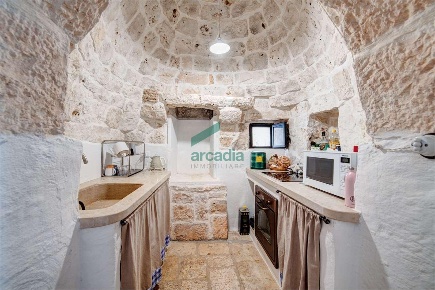 Foto Casale in Contrada Palagogna, Ceglie Messapica di 130 m² con 5 locali