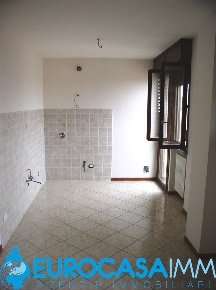 Foto Duplex in corso roma, Fabbrico Centro di 110 m² con 3 locali