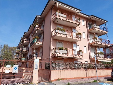 Foto Duplex a Diano Marina di 84 m² con 3 locali in vendita