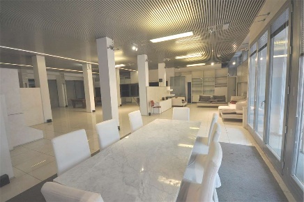 Foto Loft in Via Pomba 25, Torino Via Roma di 435 m² con 8 locali