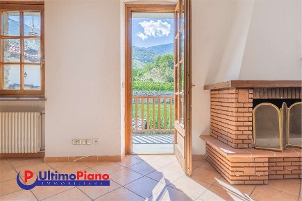 Foto Duplex in Frazione Benaz 16, Gressan Centro di 143 m² con 3 locali