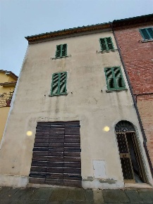 Foto Duplex a Foiano della Chiana di 101 m² con 5 locali in vendita