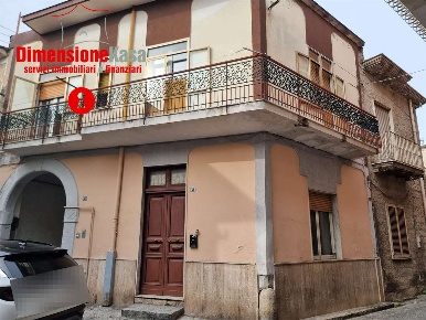 Foto Duplex in via pozzonuovo 98, Cimitile di 94 m² con 4 locali in vendita