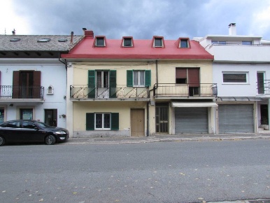 Foto Multiproprietà in VIA ROMA SNC, Civitella Roveto Centro di 350 m²