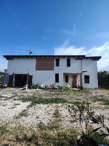 Foto Multiproprietà a Moglia Centro di 50 m² con 3 locali in vendita