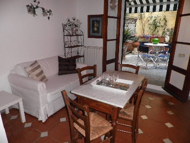 Foto Loft a Firenze Santo Spirito di 50 m² con 1 locali in affitto