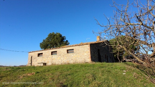Foto Casale in Via Achille Lemmi, Montegabbione Centro di 170 m² in vendita