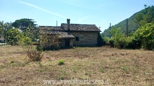 Foto Casale a Orvieto di 90 m² con 3 locali in vendita