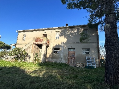 Foto Casale in Località Marchetti 43, Castiglione del Lago di 300 m²