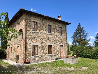 Foto Casale a Pienza di 569 m² con 10 locali in vendita