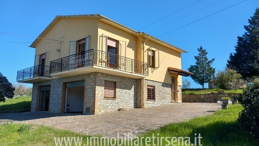 Foto Casale a Orvieto di 170 m² con 4 locali in vendita